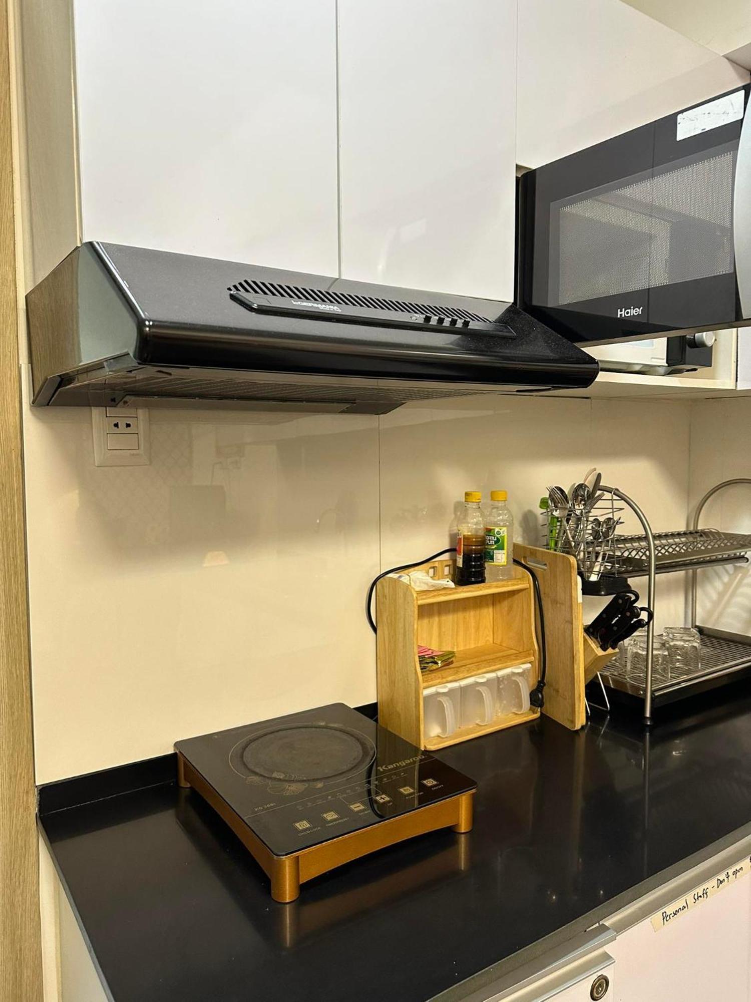 Trig Place At Grace Residence In Taguig City Манила Экстерьер фото