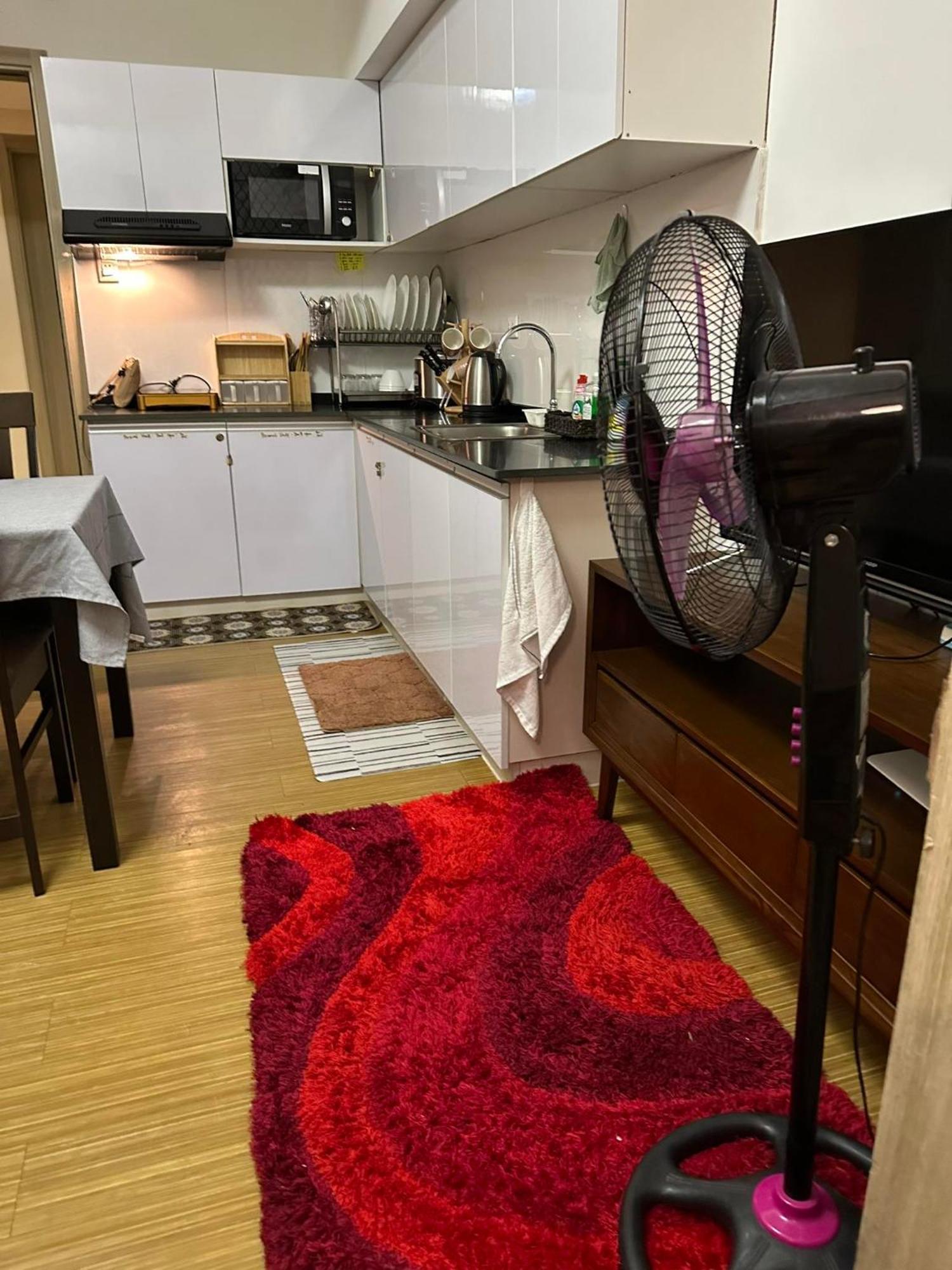 Trig Place At Grace Residence In Taguig City Манила Экстерьер фото