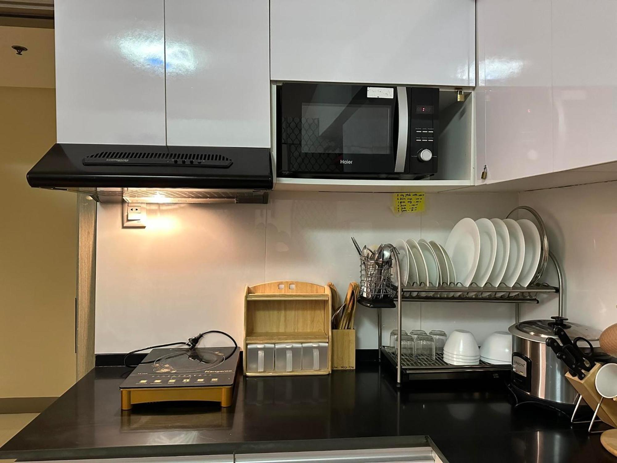 Trig Place At Grace Residence In Taguig City Манила Экстерьер фото