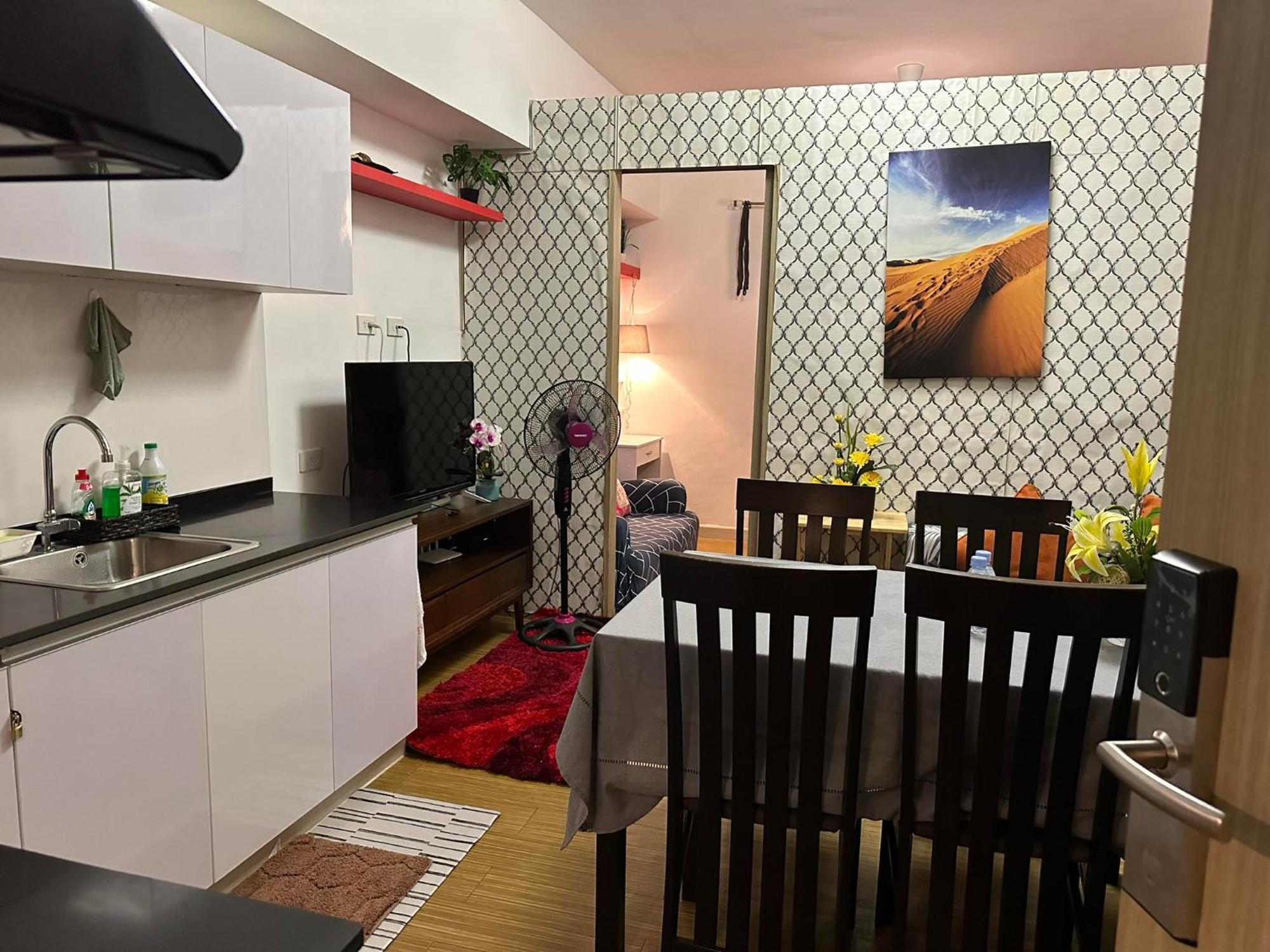 Trig Place At Grace Residence In Taguig City Манила Экстерьер фото