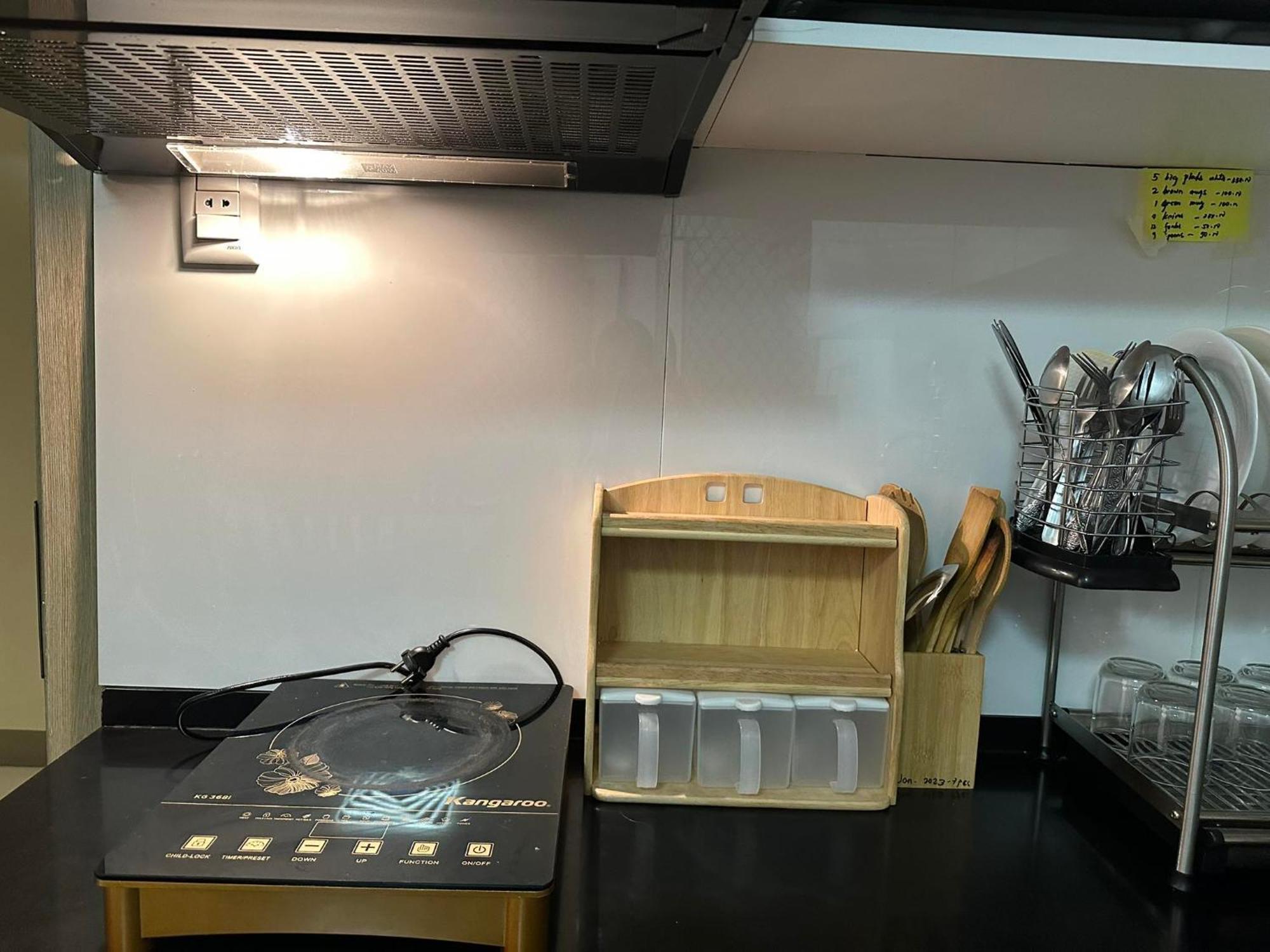 Trig Place At Grace Residence In Taguig City Манила Экстерьер фото